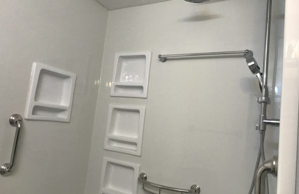 Acrylic Bathroom 7 - 8
